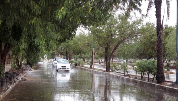 بارش باران در جاده‌های مازندران و گلستان؛ ترافیک نیمه سنگین در آزادراه کرج – قزوین