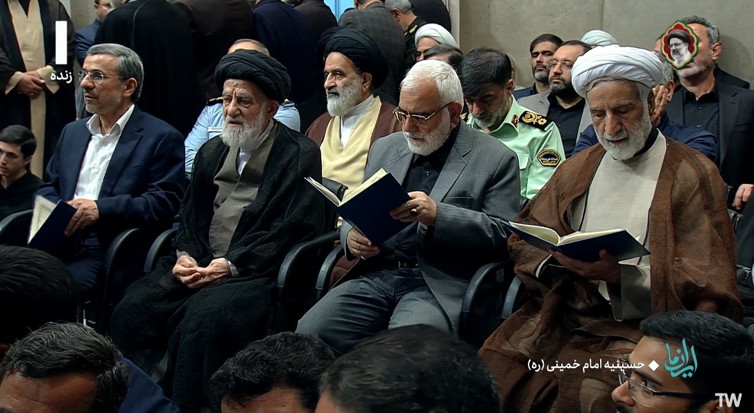 حضور احمدی‌نژاد در مراسم بزرگداشت شهدای خدمت در حضور رهبر انقلاب