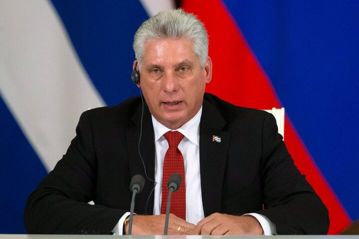 ادای احترام رئیس‌جمهور و وزیر خارجه کوبا به شهدای خدمت