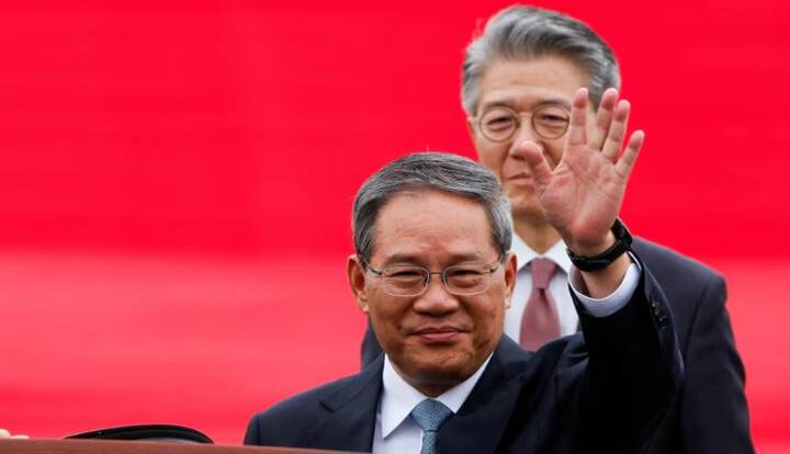 نخست‌وزیر چین برای شرکت در نشست سه‌جانبه وارد کره جنوبی شد