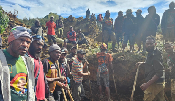 دولت پاپوآ گینه‌ نو: رانش زمین 2000 نفر را زنده به گور کرده است