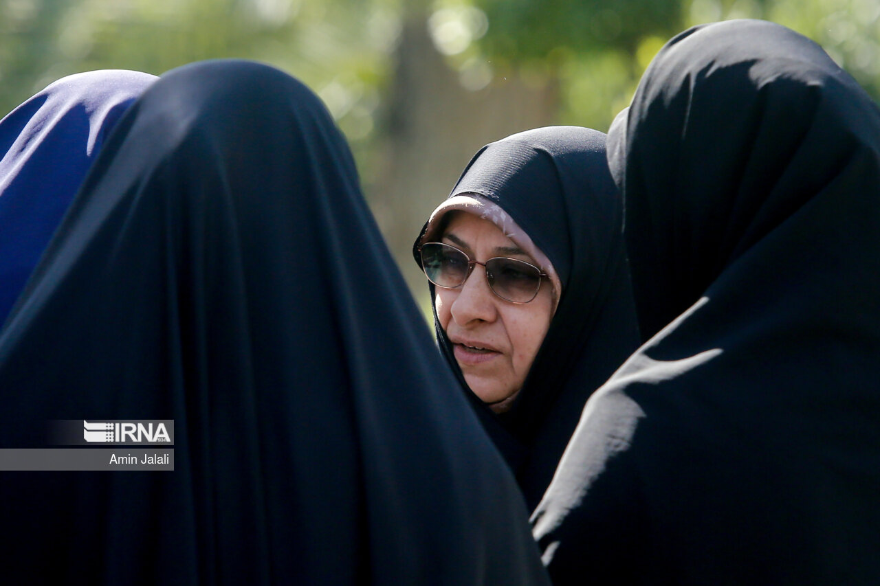 خزعلی: ایران در وضعیت بحرانی خشونت علیه زنان قرار ندارد/حتی یک مورد هم زیاد است