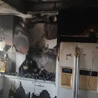 نجات پسربچه تنها از آتش‌سوزی خانه‌ای در رشت