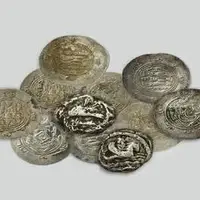 کشف ۱۰۰۰ سکه عتیقه از یک کوله‌ پشتی در تهران