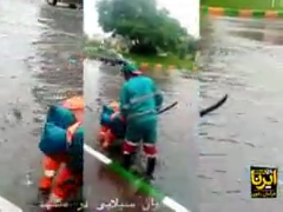 جولان اخیر سیلاب آلوده به فاضلاب در خیابان‌های مشهد