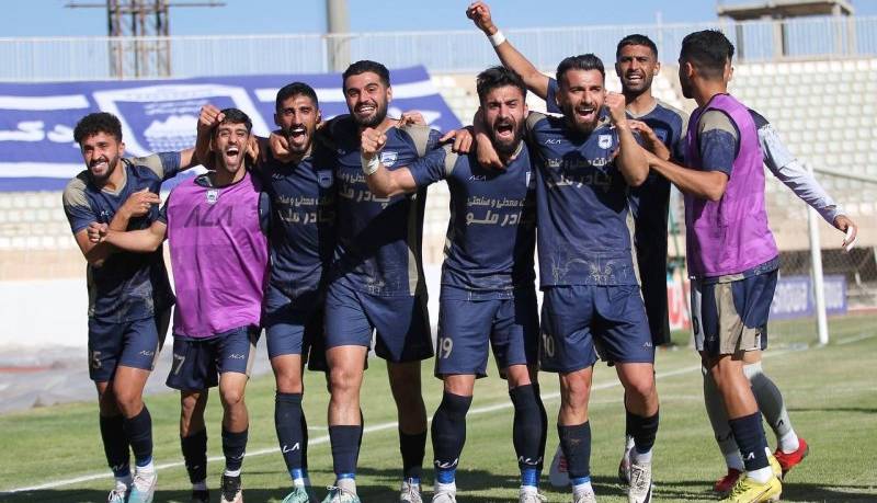 حالا همه نگاه فوتبال ایران به یزد است