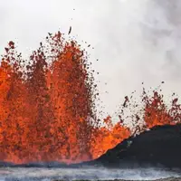 جلوه‌گری طبیعت با فوران آتشفشان در جنوب غربی ایسلند