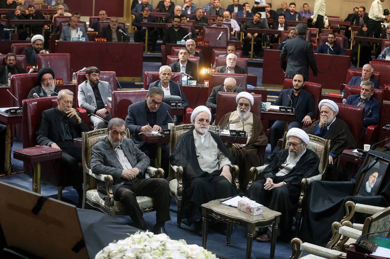 مجلس ترحیم شهدای سانحه بالگرد ریاست جمهوری در مجمع تشخیص مصلحت نظام