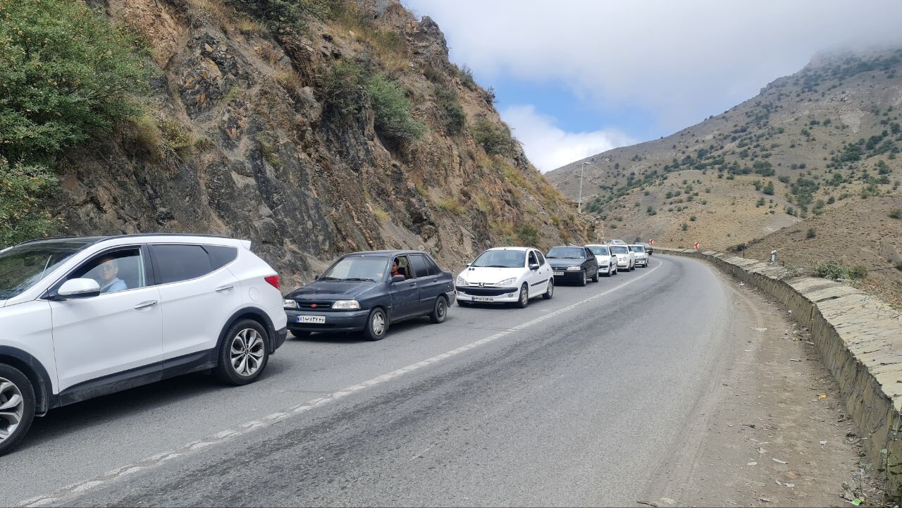 تردد از آزادراه تهران-شمال به سمت چالوس ممنوع شد