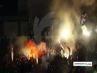 آتش بازی هواداران داماشی در حاشیه بازی با نفت و گاز گچساران