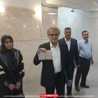 عکس/ علی صوفی، وزیر دولت اصلاحات در انتخابات ثبت‌نام کرد