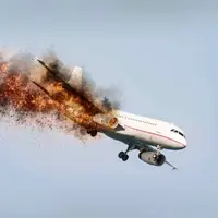 لحظه برخورد مرگبار ۲ هواپیما در یک نمایشگاه هوایی 
