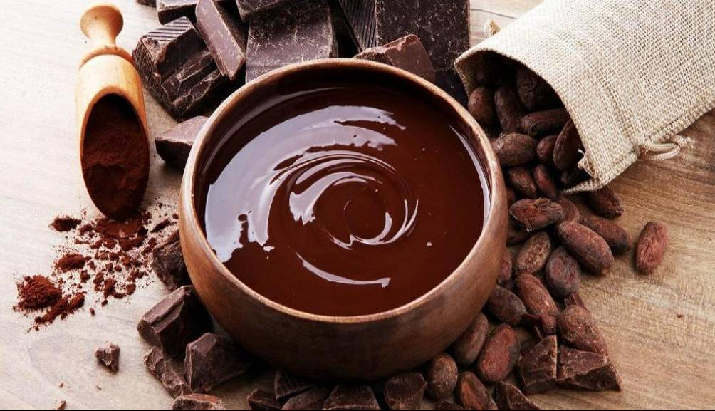 سس شکلات را خوشمزه تر از بازار در خانه درست کنید
