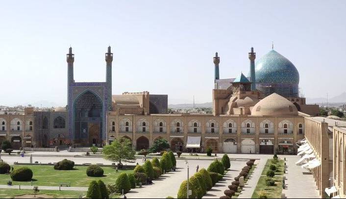 مرمت گنبد مسجد امام پس از 14 سال به پایان رسید