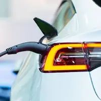 مصرف برق خودروی برقی در هر ۱۰۰ کیلومتر ۱۴ کیلووات است