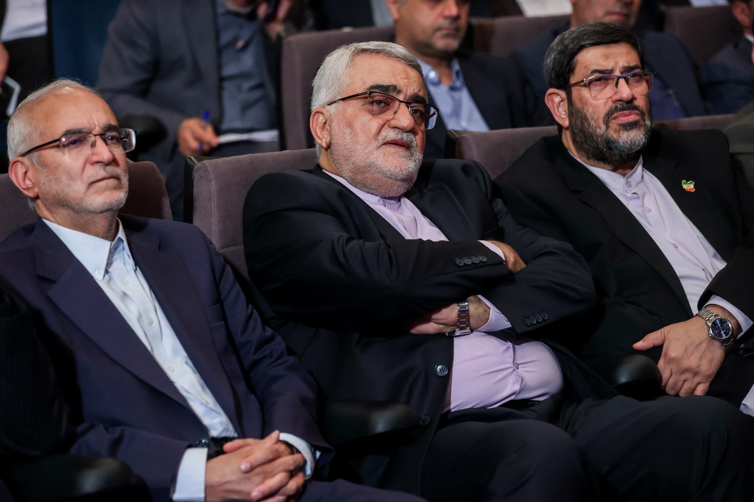 عکس/ حضور «قالیباف» در جمع برخی از نمایندگان ادوار و نمایندگان منتخب مجلس دوازدهم