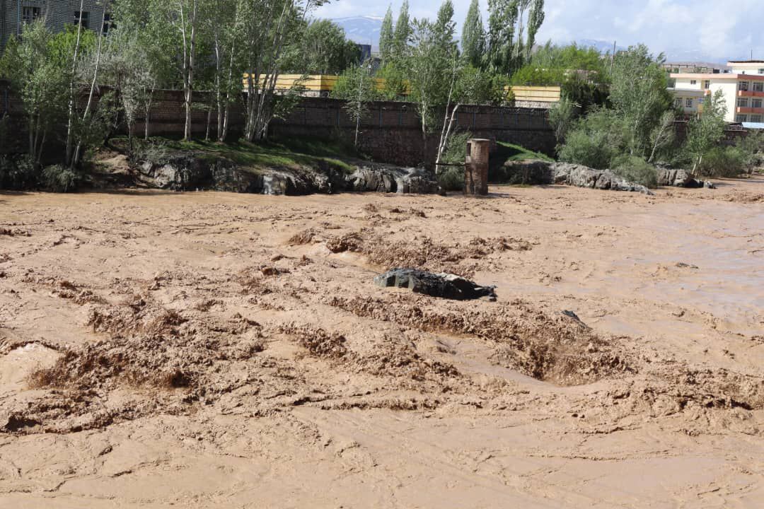 هشدار آب منطقه‌ای؛ گردشگران از رودخانه‌های البرز فاصله بگیرند