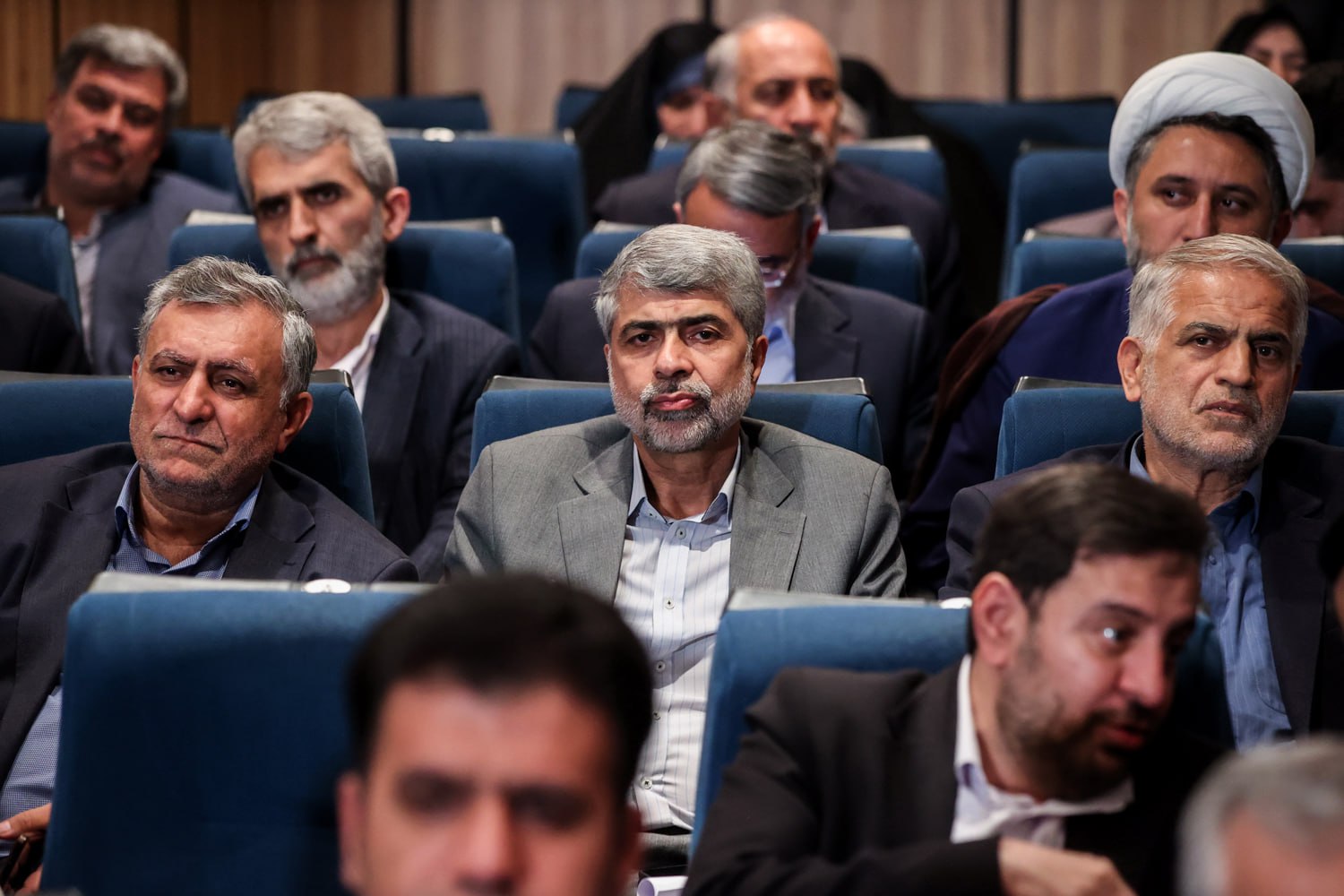 عکس/ حضور «قالیباف» در جمع برخی از نمایندگان ادوار و نمایندگان منتخب مجلس دوازدهم