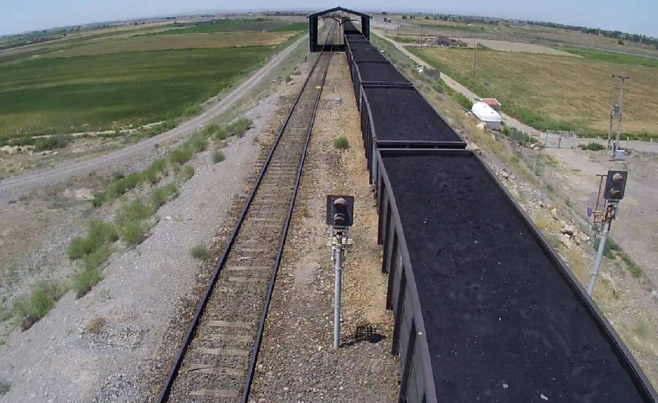 ترانزیت ریلی زغال سنگ روسیه به هندوستان از مسیر ایران برای نخستین بار