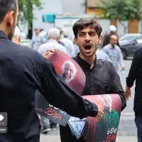 عکس/ تبلیغات انتخاباتی در حاشیه نماز جمعه تهران