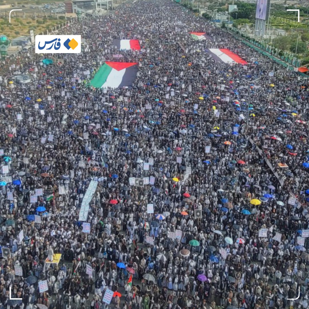 سیل جمعیت در صنعا برای غزه 