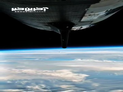 ویدیویی شگفت انگیز از بازگشت فضاپیمای استارشیپ به اتمسفر