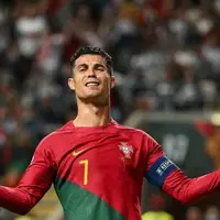 هجوم جیمی جامپ ها به تمرین پرتغال برای امضا و سلفی با رونالدو