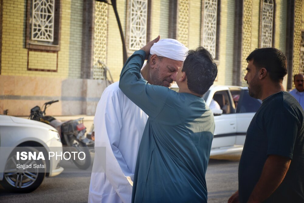 عکس/ نماز عید قربان در شهر «چاه مبارک» استان بوشهر      