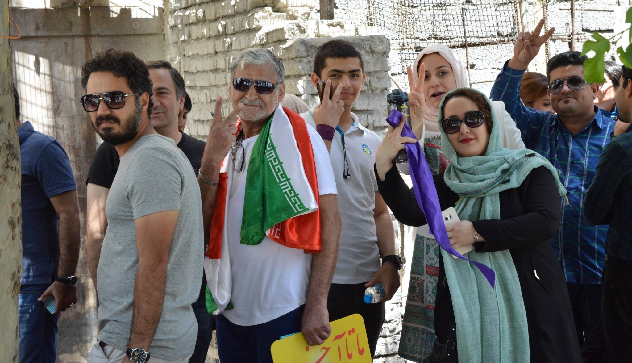 30 پاسخ «عصر ایران» به 30 دلیل مخالفان شرکت در انتخابات