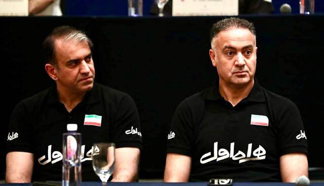 سرمربی والیبال ایران: دو هفته سخت را پشت سر گذاشتیم