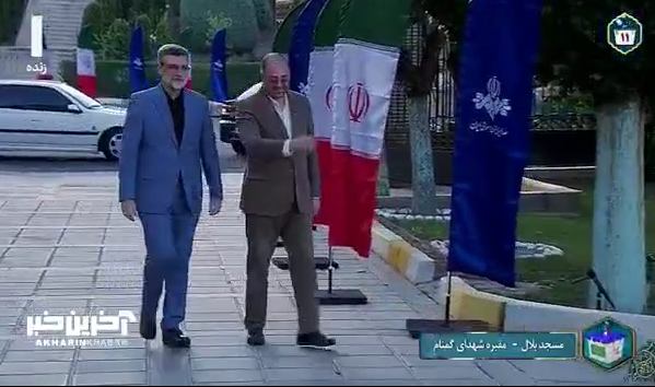 ورود قاضیزاده هاشمی به استودیوی صداوسیما