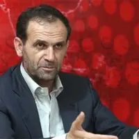 فیاضی، نماینده مجلس: رئیس جمهور باید مثل مردم زندگی کند