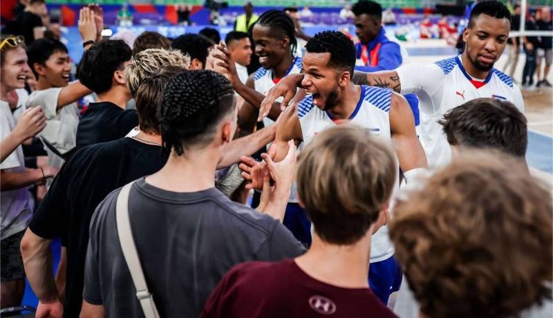 معادلات تنها بلیت باقی مانده پاریس پیچیده شد