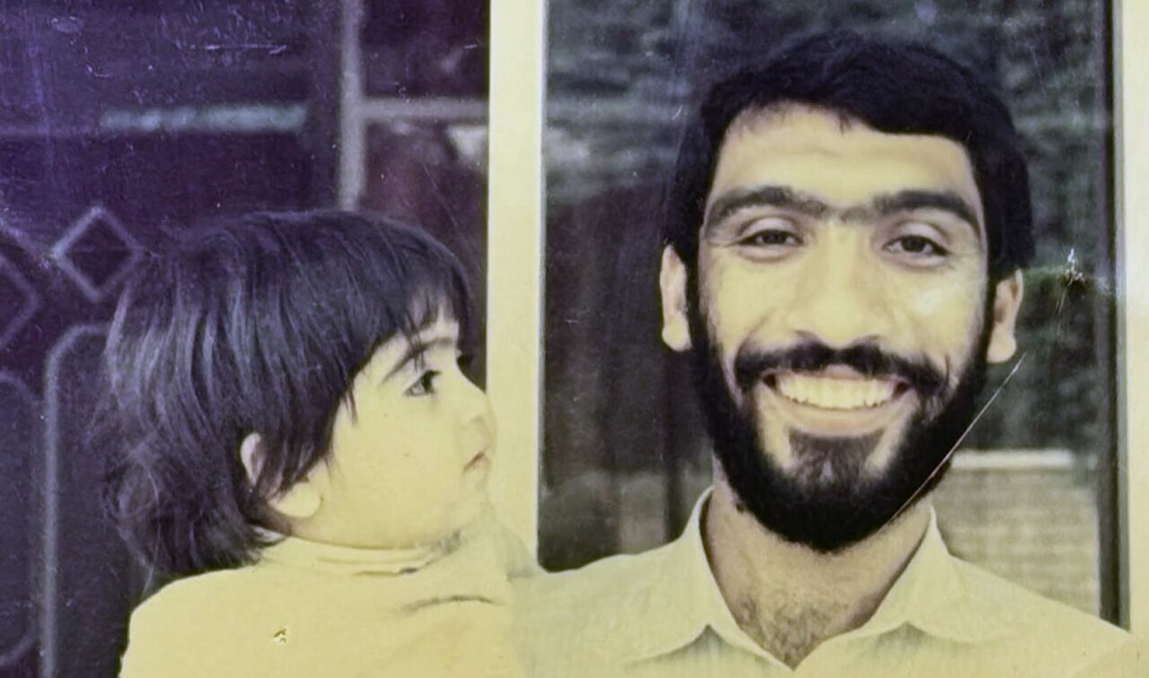 آخرین خبر | تصویری از جوانی «پورمحمدی» در کنار دخترش