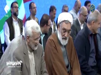 نماز جماعت نامزدهای ریاستجمهوری پیش از شروع مناظرۀ سوم