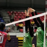 پیروزی دختران والیبال ایران مقابل قزاقستان