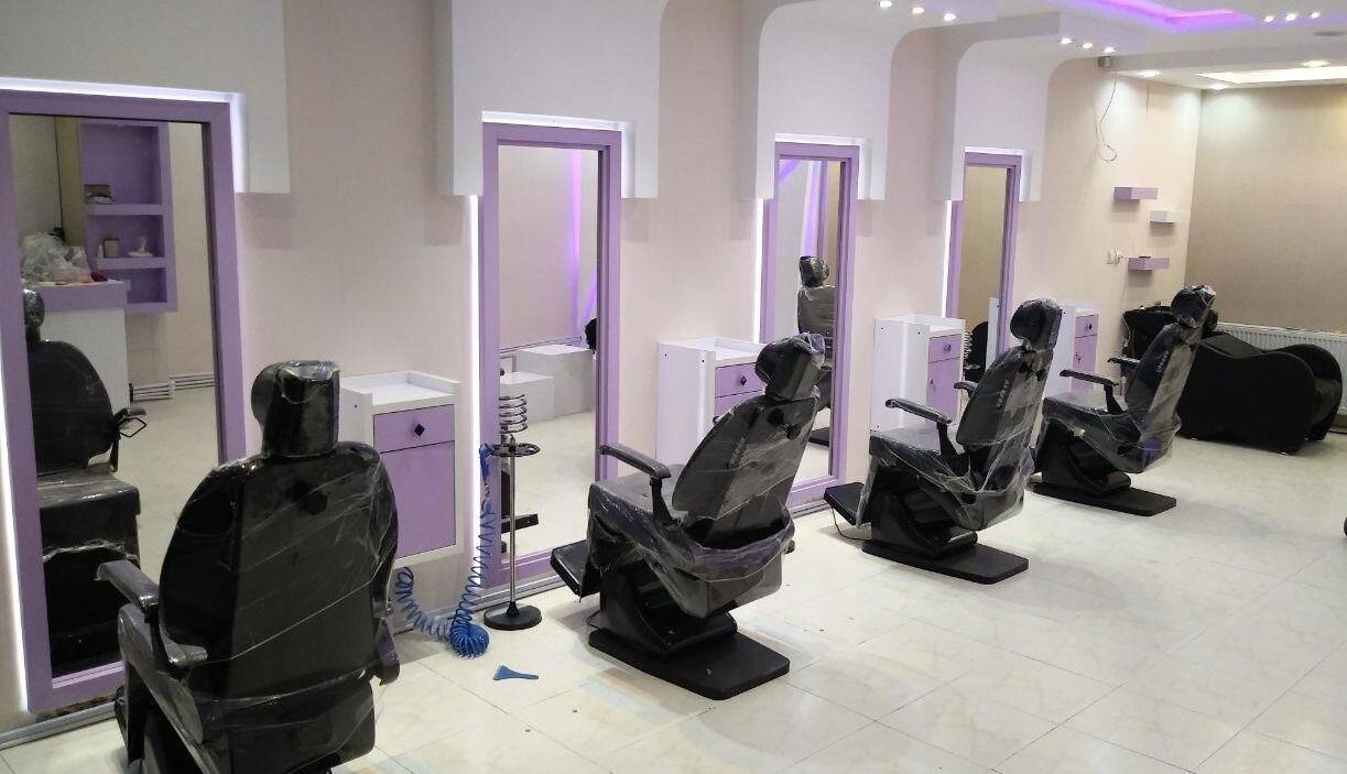 ۴۸ آرایشگاه زنانه در مشهد مهر و موم شده است