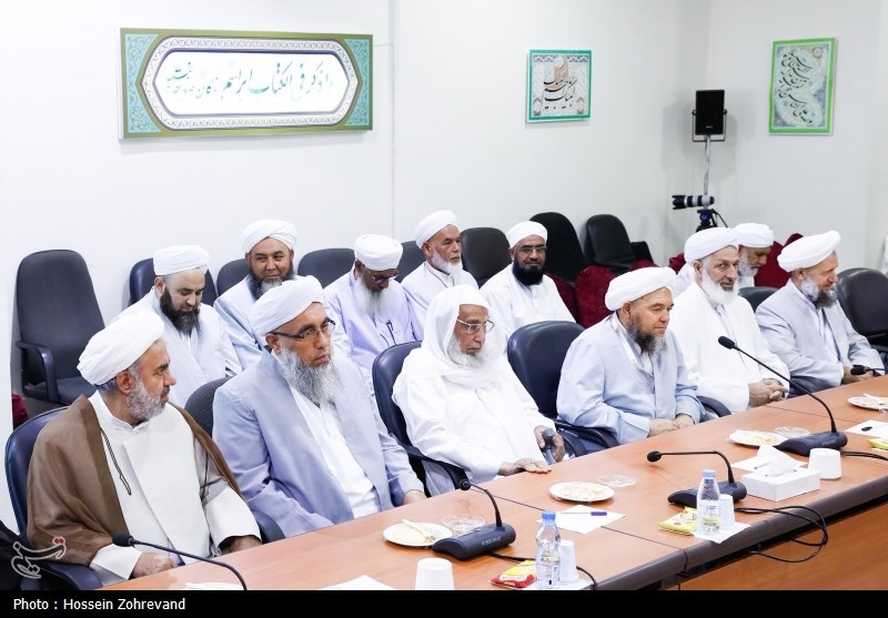 دیدار با جمعی از علما و روحانیون کاروان های اهل سنت در مکه مکرمه