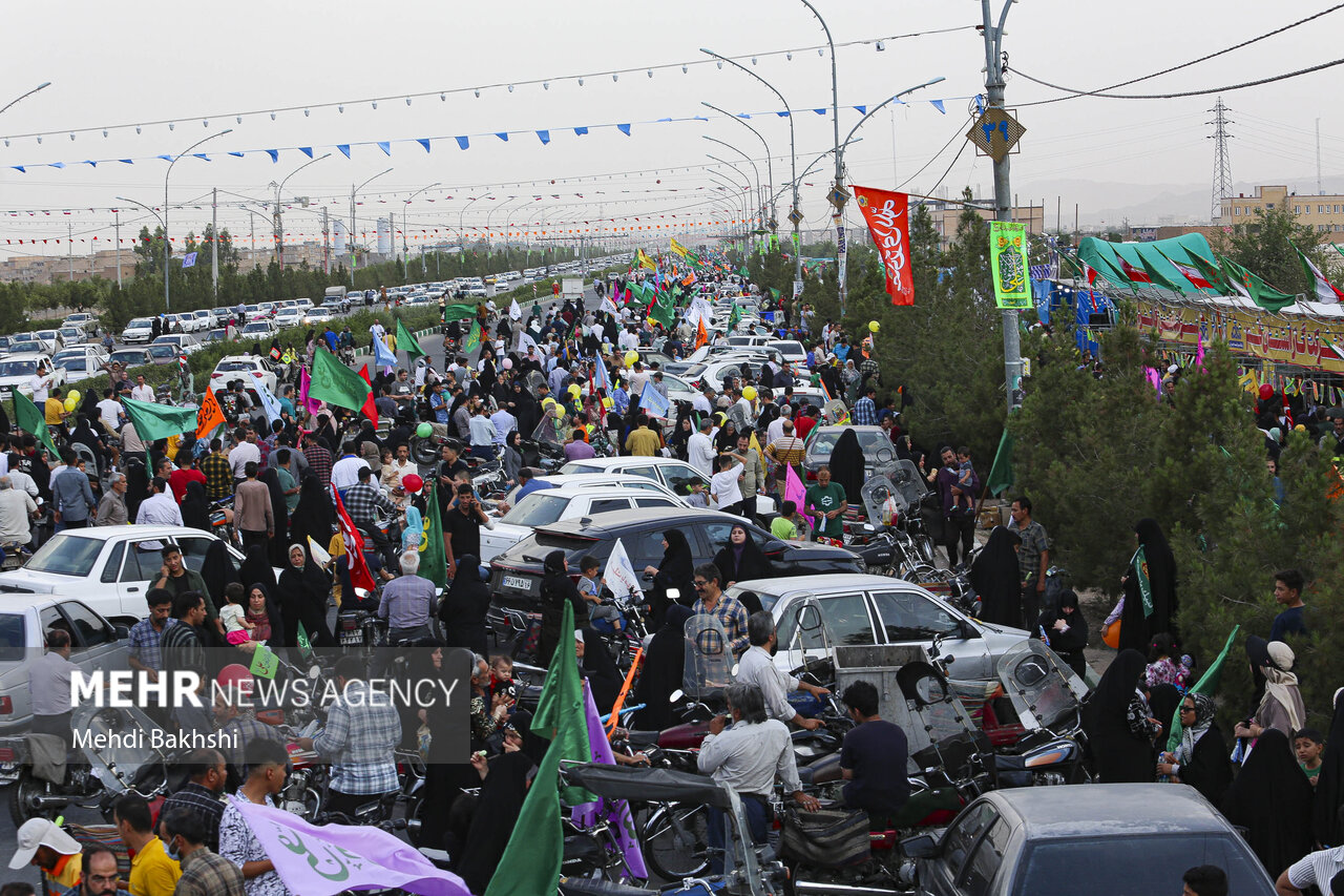 کاروان شادپیمایی «غدیر تا ظهور» در قم