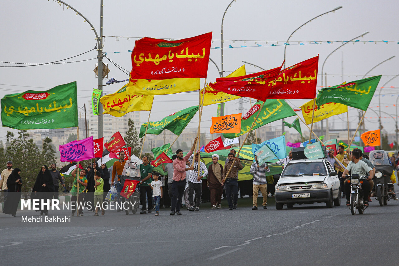 کاروان شادپیمایی «غدیر تا ظهور» در قم