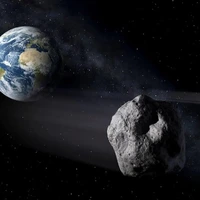 سیارک قاتل با سرعت ۹۳ هزار کیلومتر بر ساعت به زمین نزدیک می‌شود/ پخش زنده را از دست ندهید!