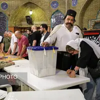 عکس/ حال و هوای شعبات اخذ رأیِ تهران در انتخابات چهاردهمین دوره ریاست‌جمهوری 