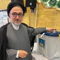 عکس/ ابطحی در انتخابات ریاست جمهوری شرکت کرد