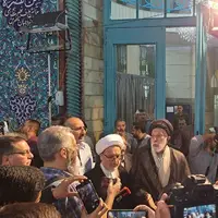 سید هادی خامنه‌ای با حضور در حسینیه ارشاد در انتخابات شرکت کرد