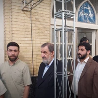 عکس/ حضور «محسن رضایی» در مسجد لرزاده برای شرکت در انتخابات