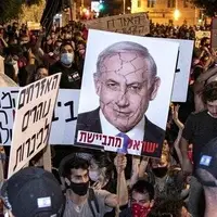 تظاهرات صهیونیست‌ها در مقابل منزل شخصی نتانیاهو