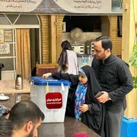 عکس/ بهادری جهرمی رأی خود را به صندوق انداخت