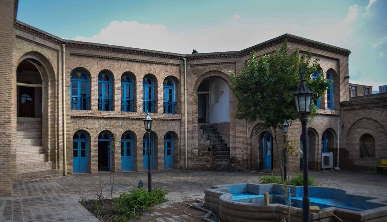 بنای تاریخی «آخوند ابو» در خرم‌آباد مرمت شد