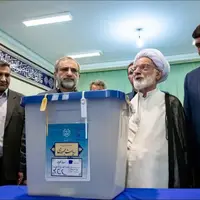 نماینده ولی‌ فقیه و استاندار مرکزی از حضور مردم در انتخابات تقدیر کردند