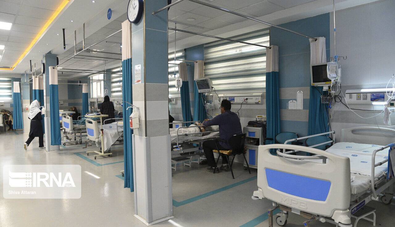 ۳۶ تخت بیمارستانی به ظرفیت بخش درمان کردستان اضافه شد